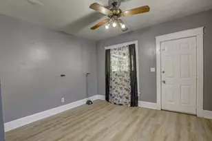2444 Warren St, Covington, KY 41014 - Photo 2