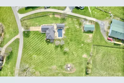 715 Heritage Drive, Sparta, KY 41086 - Photo 12