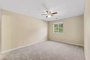 551 Napa Valley Ln, Crestview Hills, KY 41017 - Photo 16
