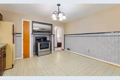 10 Faye Drive, Latonia, KY 41015 - Photo 16