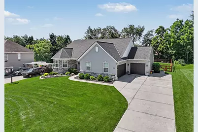 9725 Manassas Drive, Florence, KY 41042 - Photo 2