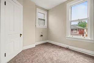 122 W 34th St, Latonia, KY 41015 - Photo 16