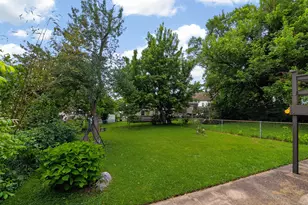 4 Nelson Ct, Latonia, KY 41015 - Photo 2