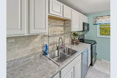126 Idlewood Drive, Covington, KY 41017 - Photo 2