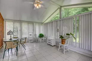 44 E 43rd St, Latonia, KY 41015 - Photo 4