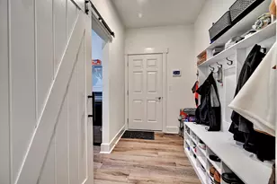 2862 Shadbark Ln, Fort Mitchell, KY 41017 - Photo 12
