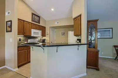 2115 Clareglen Drive #302, Crescent Springs, KY 41017 - Photo 12