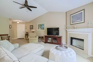 2115 Clareglen Dr, Crescent Springs, KY 41017 - Photo 6