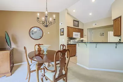 2115 Clareglen Drive #302, Crescent Springs, KY 41017 - Photo 10