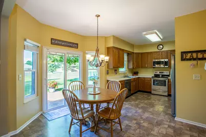 2560 Teaberry Court, Burlington, KY 41005 - Photo 8