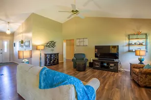 2560 Teaberry Ct, Burlington, KY 41005 - Photo 6