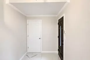 2612 Amsterdam Rd, Villa Hills, KY 41017 - Photo 6