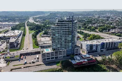 400 Riverboat Row #1703, Newport, KY 41071 - Photo 2