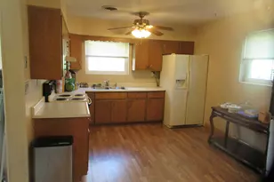 410 Foster Ave, Florence, KY 41042 - Photo 2