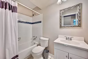 2728 Surfside Dr, Villa Hills, KY 41017 - Photo 24