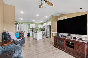 476 Eagle Creek Dr, Dry Ridge, KY 41035 - Photo 2