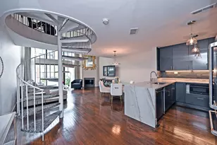 210 E 2nd St, Covington, KY 41011 - Photo 8