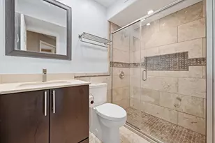 2133 Clareglen Dr, Crescent Springs, KY 41017 - Photo 28