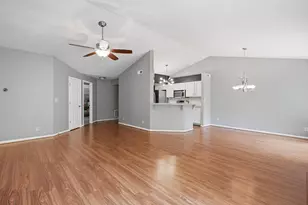 2133 Clareglen Dr, Crescent Springs, KY 41017 - Photo 8