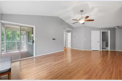 2133 Clareglen Drive #304, Crescent Springs, KY 41017 - Photo 10