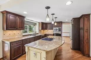 991 Lakepointe Ct, Union, KY 41091 - Photo 8