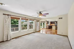 991 Lakepointe Ct, Union, KY 41091 - Photo 6