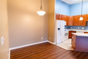 1126 Periwinkle Dr, Florence, KY 41042 - Photo 8