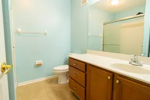 1126 Periwinkle Dr, Florence, KY 41042 - Photo 10