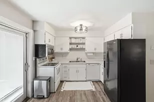 1821 Val Ct, Burlington, KY 41005 - Photo 10