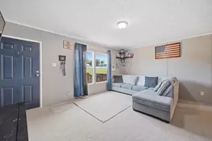 107 Hawthorne St, Glencoe, KY 41046 - Photo 2