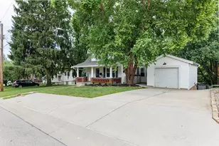1050 Altavia Ave, Park Hills, KY 41011 - Photo 2