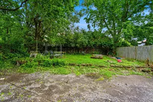 210 Kyles Ln, Covington, KY 41011 - Photo 6