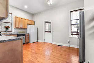 934 Hamlet St, Newport, KY 41071 - Photo 8