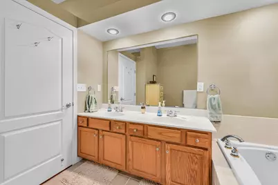 994 Oakmont Court, Union, KY 41091 - Photo 16