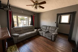 942 Maple Ave, Dayton, KY 41074 - Photo 2