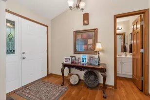 2177 Treetop Ln, Hebron, KY 41048 - Photo 2