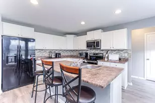 11483 Wynfair Ct, Walton, KY 41094 - Photo 12