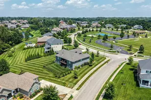 914 Man O War Blvd, Union, KY 41091 - Photo 8