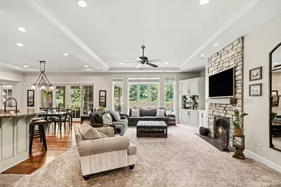 931 Squire Oaks Drive, Villa Hills, KY 41017 - Photo 4