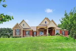 931 Squire Oaks Dr, Villa Hills, KY 41017 - Photo 1