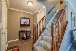 10420 Blacksmith Pl, Florence, KY 41042 - Photo 4