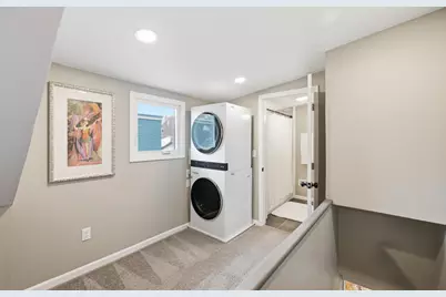326 W 9th Street, Newport, KY 41071 - Photo 18