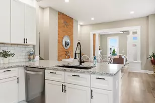 326 W 9th St, Newport, KY 41071 - Photo 10