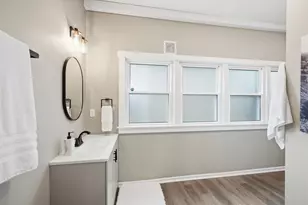 326 W 9th St, Newport, KY 41071 - Photo 14