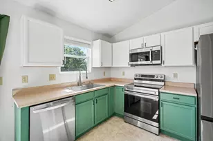 6766 Crisler Ct, Burlington, KY 41005 - Photo 8