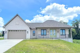 725 Ezra Dr, Taylor Mill, KY 41015 - Photo 1