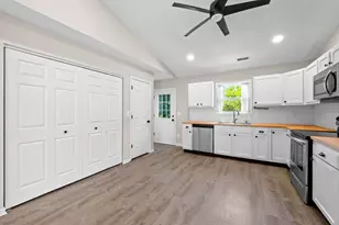 99 Sanders Dr, Florence, KY 41042 - Photo 8