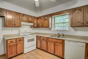 21 Patricia Ct, Fort Thomas, KY 41075 - Photo 6