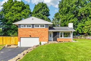 18 Lacresta Dr, Florence, KY 41042 - Photo 2