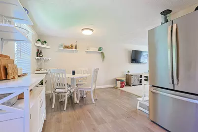 2242 Wideview Drive, Covington, KY 41011 - Photo 8